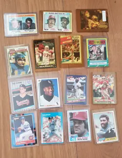 Random Vintage Baseball Cards Lot ~200+ Cards | 1970s–1990s | Box Collection) - Image 3