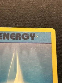 Water Energy 102/102 PRINTER HICKEY ERROR -Vintage Pokemon Card- Base Set (M) - Image 2