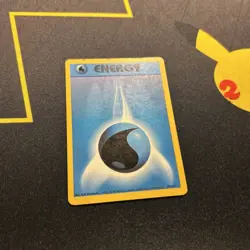 Water Energy 102/102 PRINTER HICKEY ERROR -Vintage Pokemon Card- Base Set (M) - Image 3