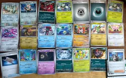 Pokemon Spanish 21 Card Lot Meowth Yveltal Horsea Absol Persian - Image 1