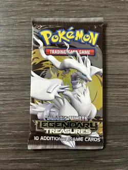2013 Pokemon Black & White Legendary Treasures Sealed Booster Pack Reshiram - Image 1
