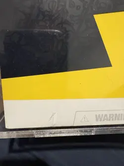 Celebrations - Pokemon Center Elite Trainer Box ETB 25th Anniversary - SEALED - Image 2
