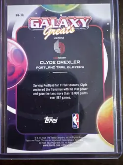 2025-26 Topps Cosmic Chrome Clyde Drexler Galaxy Greats Black Eclipse Ref /10 - Image 2