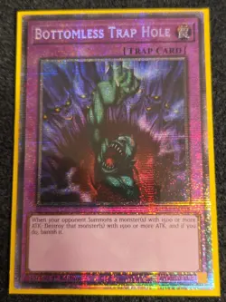 Yugioh Bottomless Trap Hole MP25-EN018 Starlight Rare 1st Edition NM - Image 1