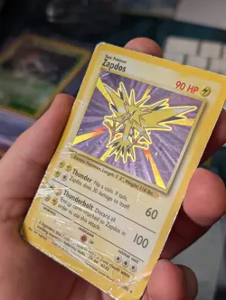 Pokemon TCG Zapdos Holo Rare Card Base Set 16/102 WOTC Heavy Played 1999 - Image 4