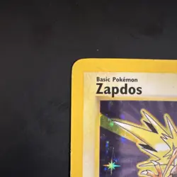 Pokemon TCG Zapdos 19/110 Legendary Collection Holo Rare 90 HP 2002 Ken Sugimori - Image 3
