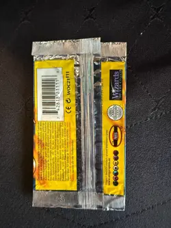Pokemon Base Set 1st Edition Booster Pack Charizard German Open Empty - Image 3