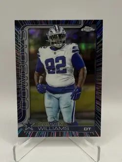 Topps 2025 Chrome Neon Pulse Refractor Quinnen Williams #72 Dallas Cowboys NFL - Image 1