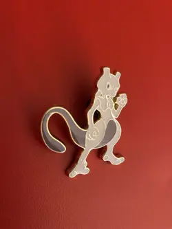 Pokemon TCG Shining Legends Mewtwo Pin - Image 1