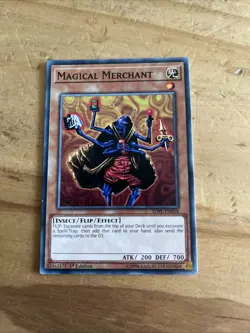 Magical Merchant - SDPL-EN018 - Common - 1st Edition - Yugioh - Image 1