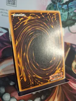 Yu-Gi-Oh! TCG Monster Reborn Dark Beginning 1 DB1-EN133 Unlimited Ultra Rare - Image 3