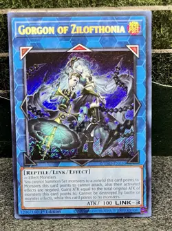 Gorgon of Zilofthonia Duelist's Advance DUAD-EN050 1st Edition Secret Rare TCG - Image 1