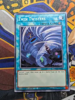 YUGIOH SDCH-EN026 Twin Twisters Common 1st Edition - Image 1