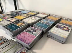 Est 1.8k Pokemon Card Bulk Includes 500 Holos/Reverse holos - Image 2