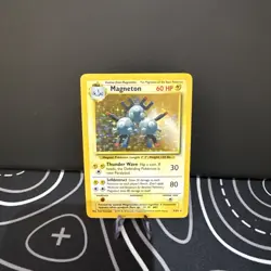 Pokemon TCG Magneton Holo Rare Card 9/102 Unlimited LP Base Set - Image 1