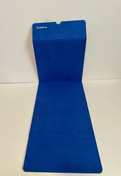 Trading Card Storage Case with Commander Display - Image 4