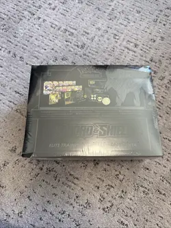 Pokemon TCG Sword & Shield - Elite Trainer Box Plus - Zamazenta ETB New Sealed - Image 4