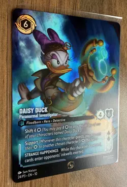 Disney Lorcana - Daisy Duck - Paranormal Investigator - 24/P3 - Foil - Image 4