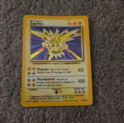 1999 Pokemon TCG Base Set Zapdos Holo Rare Card 16/102 - Image 1