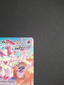 Pokemon TCG Sylveon VMAX 212/203 Evolving Skies Alternate Art NM - Image 2