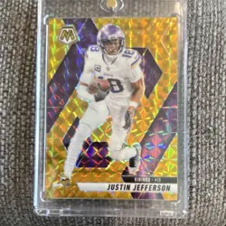 2025 Panini Mosaic Justin Jefferson Vikings #19 Gold Mosaic Prizm 09/10 - Image 1
