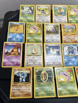 (30) Pokemon Card ALL VTG Lot Cards 1999 BASE SET Squirtle Poliwhirl Growlithe - Image 2