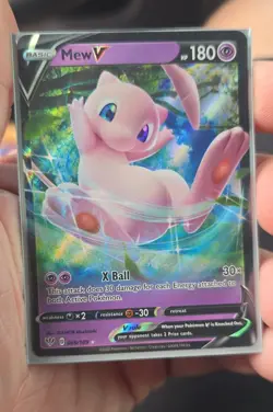 Mew V 069/189 Jumbo Cards Holo - Image 1