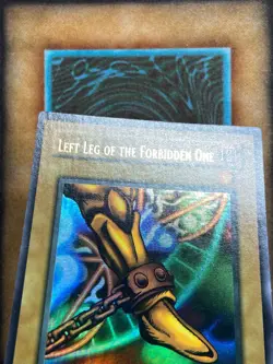 Yugioh Left Leg of the Forbidden One LOB-121 Ultra Rare 1st Ed WAVY PRINT NM - Image 4