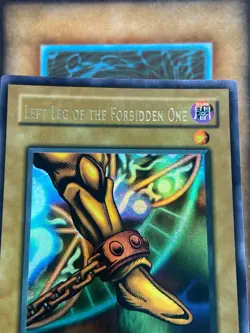 Yugioh Left Leg of the Forbidden One LOB-121 Ultra Rare 1st Ed WAVY PRINT NM - Image 5