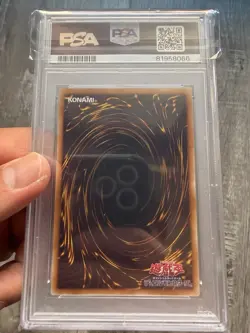 Yu-Gi-Oh Dark Magician 15AX-JPY01 PSA10 - Image 2