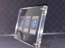 YuGiOh! 25th Anniversary Kaiba Briefcase Blue Eyes White dragon Display - Image 3