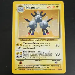 Pokemon Magneton Base Set BS 9/102 Holo Rare Lightning Stage 1 60 HP Magnet - Image 1