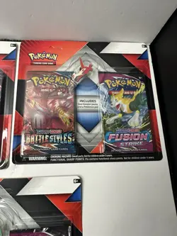 3x Pokemon Battle Style + Fusion Strike Double Blister 2 Booster Pack w/ Pins - Image 3