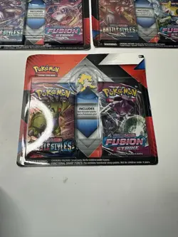 3x Pokemon Battle Style + Fusion Strike Double Blister 2 Booster Pack w/ Pins - Image 4