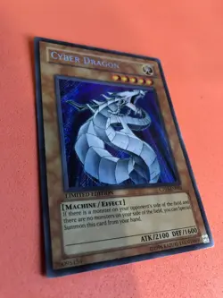 Yu-Gi-Oh! Cyber Dragon CT03-EN002 Secret Rare Holo Limited Edition 2006 - Image 2