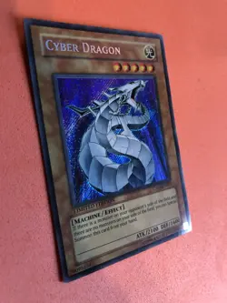 Yu-Gi-Oh! Cyber Dragon CT03-EN002 Secret Rare Holo Limited Edition 2006 - Image 3