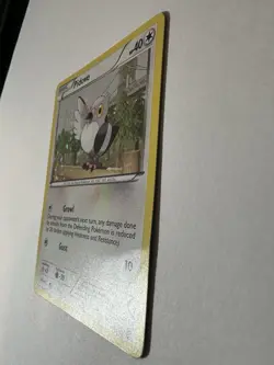 2011 Pokemon TCG McDonald’s Promo Pidove Confetti Holo 11/12 LP/MP TINY CREASE - Image 4