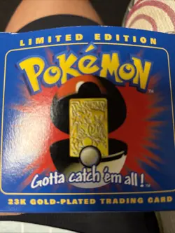 23K GOLD PLATED TRADING CARD POKEMON CHARIZARD & POKEBALL '99 BURGER KING SEALED - Image 1