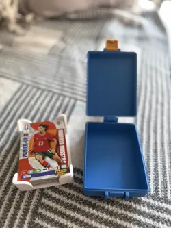 Panini FIFA World Cup 2026 Adrenalyn XL Starter Pack 50 Cards + 10 Foils & Case - Image 3