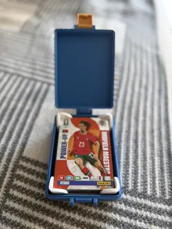 Panini FIFA World Cup 2026 Adrenalyn XL Starter Pack 50 Cards + 10 Foils & Case - Image 4