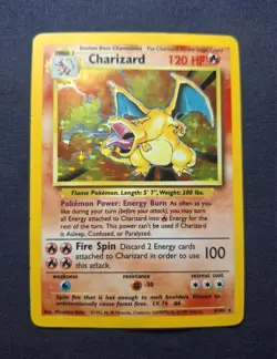 Charizard Holo Pokemon Card 4/102 Base Set Unlimited Rare (DAMAGED HP) - Image 3