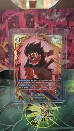 Dragon Ball Card Game Fusion World Son Goku (FS12-06) Gold Foil - Image 1