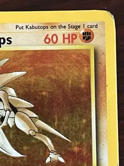 Kabutops 9/62 Fossil Set Rare Holo Vintage Pokemon TCG Card Damaged - Image 3