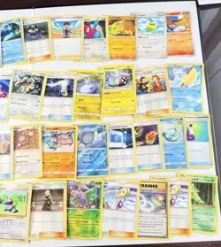 Pokemon Card Lot 171+ Cards Holo/Reverse, EX, Promo, Energy, Trainers - Mixed - Image 1