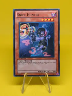 Yugioh - Snipe Hunter - SDDC-EN018 - Common 1st Edition - Image 1