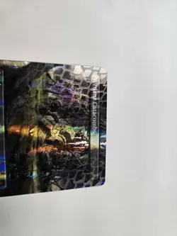 Verdant Catacombs (Borderless) (Dragonscale Foil) Special Guests Foil - Image 2