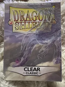 Dragon Shield AT-10001 Protective Sleeves (100-Pack) Clear Classic Standard Size - Image 1