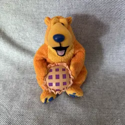 Vintage Bear in the Big Blue House & Pie Star Bean Plush with Lift & Listen Book - Image 3