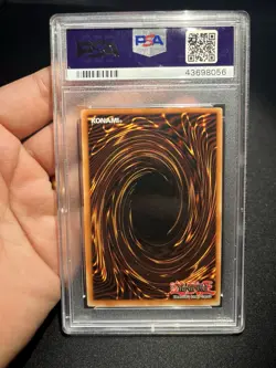 PSA 8 NM-MT Yata Garasu LOD-000 Secret Rare 1st Edition HOLO BLEED Yugioh - Image 4