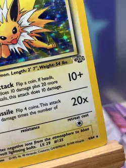 Jolteon 4/64 Jungle Holo Rare Unlimited 70 HP English - Image 5